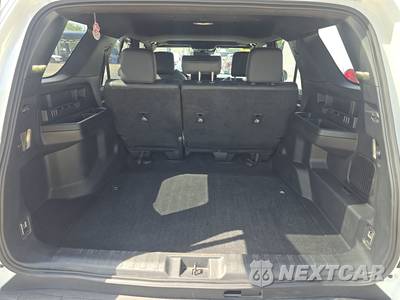 2025 Toyota 4Runner TRD Off-Road Premium - zdjęcie 17 z 27 - miniatura