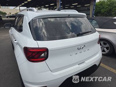 2022 Hyundai Venue SEL - zdjęcie 5 z 22 - miniatura