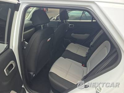 2022 Hyundai Venue SEL - zdjęcie 13 z 22 - miniatura