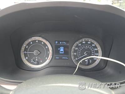 2022 Hyundai Venue SEL - zdjęcie 12 z 22 - miniatura