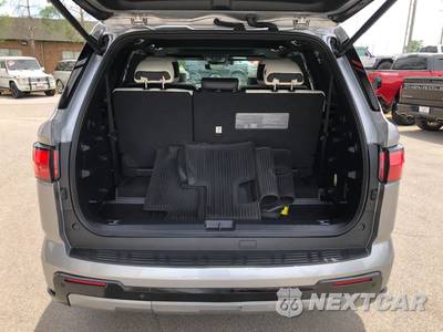 2023 Toyota Sequoia Capstone - zdjęcie 12 z 31 - miniatura