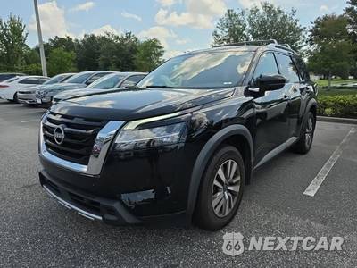 2023 Nissan Pathfinder SL - zdjęcie 1 z 30 - miniatura