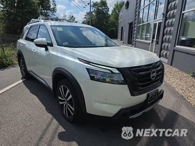 2023 Nissan Pathfinder Platinum - zdjęcie 3 z 26 - miniatura