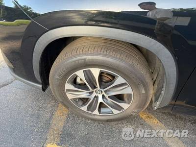 2023 Toyota Highlander Hybrid XLE - zdjęcie 9 z 22 - miniatura