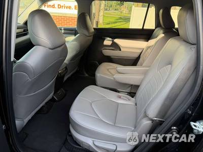 2023 Toyota Highlander Hybrid XLE - zdjęcie 19 z 22 - miniatura