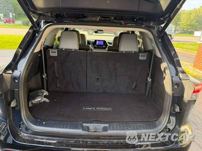 2023 Toyota Highlander Hybrid XLE - zdjęcie 7 z 22 - miniatura