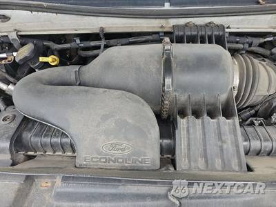2014 Ford Super Duty E-350 Cutaway - zdjęcie 14 z 28 - miniatura