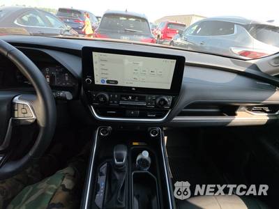 2026 Toyota Grand Highlander Limited - zdjęcie 11 z 21 - miniatura