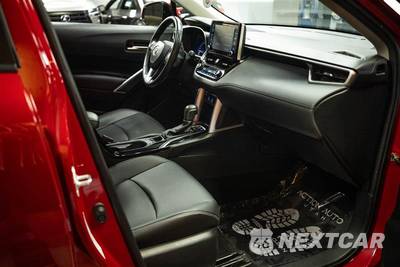 2022 Toyota Corolla Cross XLE - zdjęcie 14 z 31 - miniatura