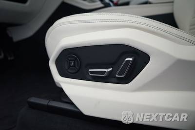2025 Lamborghini Urus SE - zdjęcie 31 z 37 - miniatura