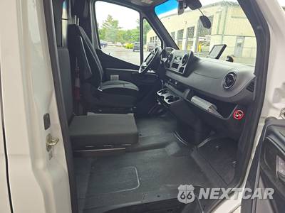 2020 Mercedes-Benz Sprinter 2500 Cargo Van High Roof 170.0" WB - zdjęcie 8 z 33 - miniatura