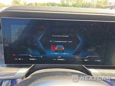 2025 BMW i7 M70 - zdjęcie 12 z 27 - miniatura