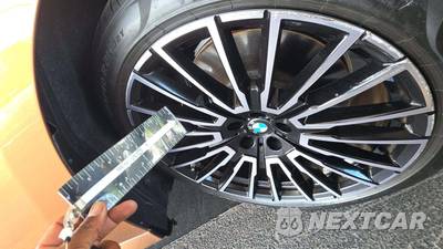 2025 BMW i7 M70 - zdjęcie 24 z 27 - miniatura