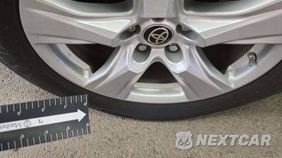 2022 Toyota Highlander LE - zdjęcie 28 z 38 - miniatura
