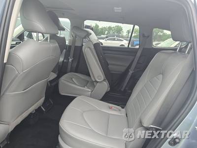 2022 Toyota Highlander XLE - zdjęcie 13 z 32 - miniatura
