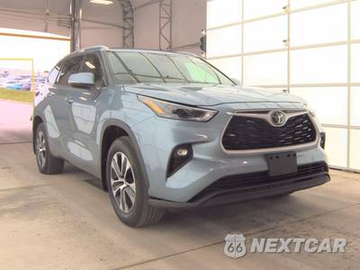 2022 Toyota Highlander XLE - zdjęcie 3 z 32 - miniatura