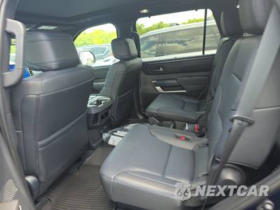2026 Toyota Sequoia Platinum - zdjęcie 19 z 25 - miniatura