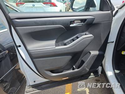 2023 Toyota Highlander Hybrid XLE - zdjęcie 9 z 30 - miniatura