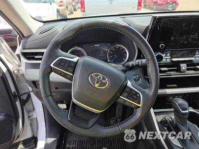 2023 Toyota Highlander Hybrid XLE - zdjęcie 10 z 30 - miniatura