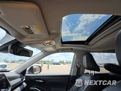 2023 Toyota Highlander Hybrid XLE - zdjęcie 18 z 30 - miniatura