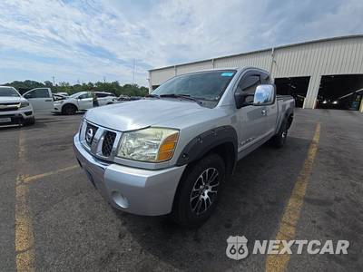 2005 Nissan TITAN LE Extended Cab Medium Bed