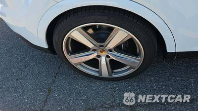 2024 Porsche Cayenne E-Hybrid - zdjęcie 30 z 30 - miniatura