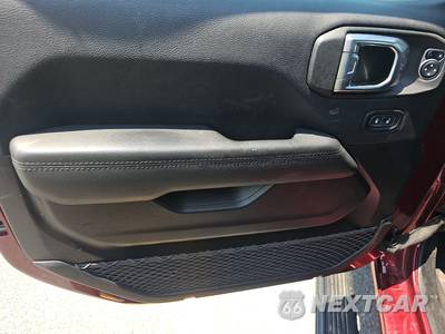 2021 Jeep Wrangler Unlimited Sahara Altitude Edition - zdjęcie 9 z 43 - miniatura