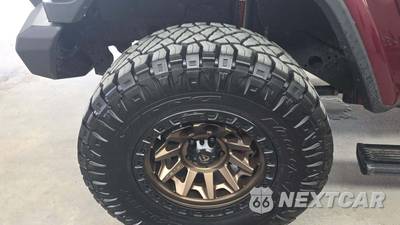 2021 Jeep Wrangler Unlimited Sahara Altitude Edition - zdjęcie 26 z 43 - miniatura