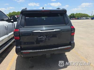 2025 Toyota 4Runner SR5 - zdjęcie 5 z 18 - miniatura