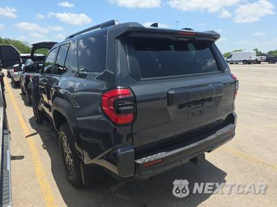 2025 Toyota 4Runner SR5 - zdjęcie 6 z 18 - miniatura