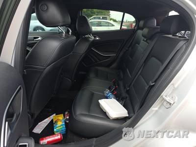 2016 Mercedes-Benz GLA 250 - zdjęcie 13 z 23 - miniatura
