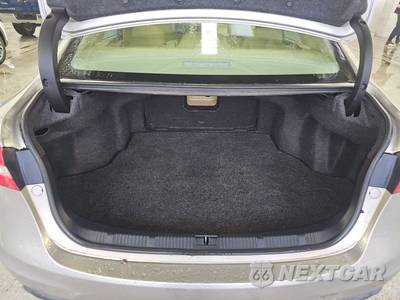 2015 Toyota Avalon XLE - zdjęcie 17 z 25 - miniatura