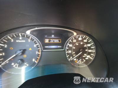 2016 Nissan Pathfinder SV - zdjęcie 12 z 46 - miniatura