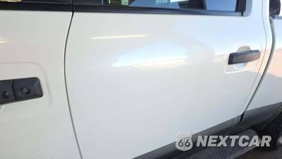 2017 Nissan TITAN XD PRO-4X Crew Cab Medium Bed - zdjęcie 33 z 34 - miniatura