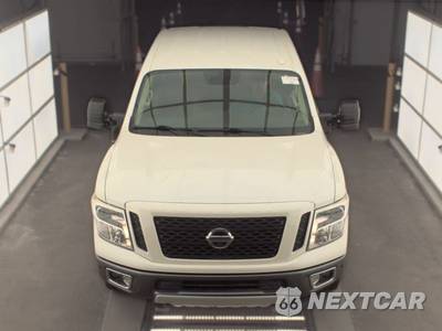 2017 Nissan TITAN XD PRO-4X Crew Cab Medium Bed - zdjęcie 2 z 34 - miniatura