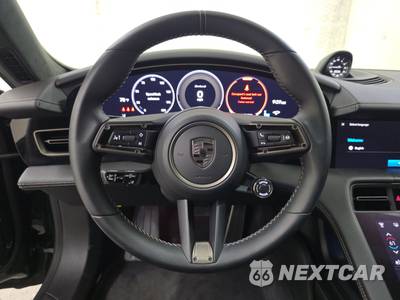 2025 Porsche Taycan Turbo S - zdjęcie 10 z 22 - miniatura