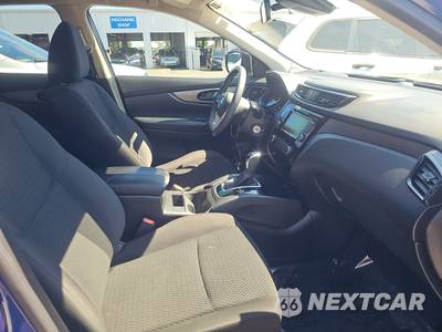 2020 Nissan Rogue Sport S - zdjęcie 8 z 27 - miniatura