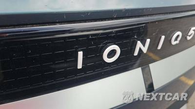 2023 Hyundai IONIQ 5 SE - zdjęcie 39 z 50 - miniatura