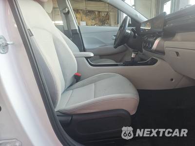 2026 Hyundai Kona SE - zdjęcie 8 z 28 - miniatura