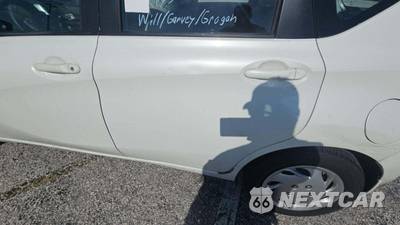 2015 Nissan Versa Note SV - zdjęcie 21 z 31 - miniatura