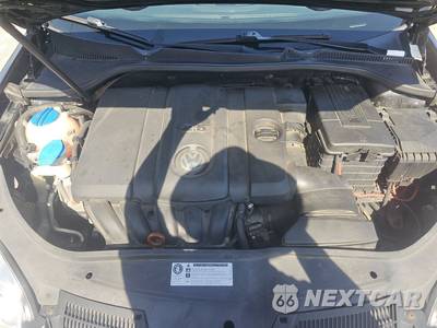 2010 Volkswagen Jetta Sedan SE - zdjęcie 15 z 33 - miniatura