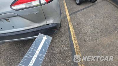 2022 Toyota Corolla Cross LE - zdjęcie 30 z 37 - miniatura
