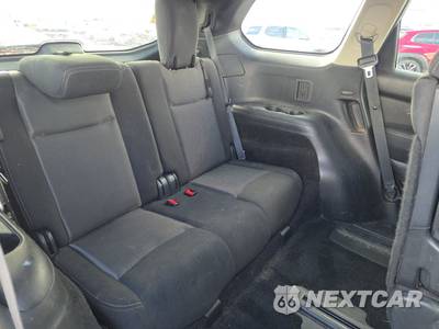 2019 Nissan Pathfinder S - zdjęcie 14 z 28 - miniatura