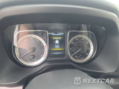 2017 Nissan TITAN SV Crew Cab Short Bed - zdjęcie 12 z 17 - miniatura