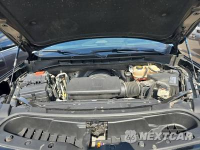 2021 GMC Yukon Denali 5SA - zdjęcie 18 z 21 - miniatura