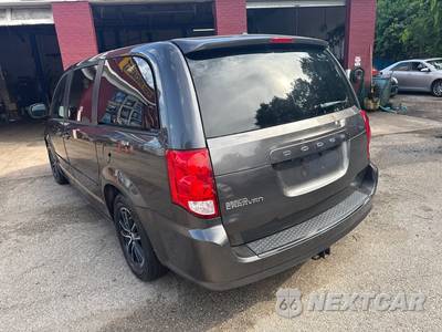 2016 Dodge Grand Caravan SXT Plus 121.2" WB - zdjęcie 6 z 15 - miniatura