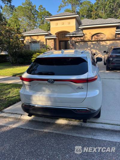 2021 Toyota Venza XLE - zdjęcie 2 z 38 - miniatura