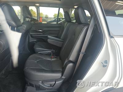 2025 Toyota Grand Highlander Hybrid Limited - zdjęcie 19 z 29 - miniatura