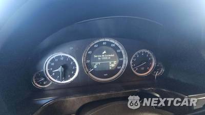 2010 Mercedes-Benz E 350 4MATIC Sedan - zdjęcie 30 z 34 - miniatura