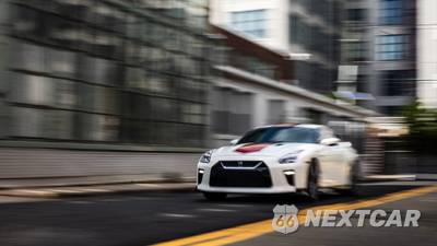 2020 Nissan GT-R Premium - zdjęcie 21 z 25 - miniatura